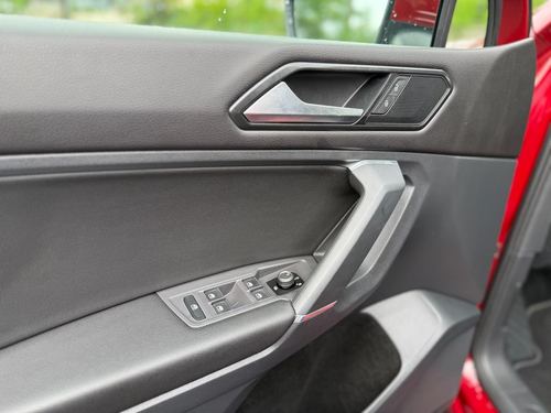 2018 VW Tiguan — photo 20