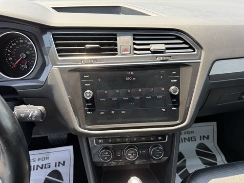 2019 VW Tiguan — photo 24