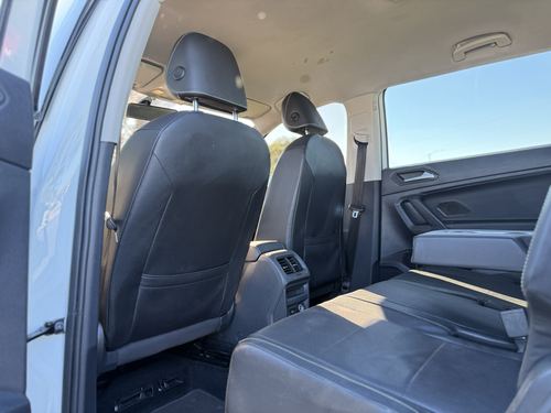 2021 VW Tiguan — photo 27
