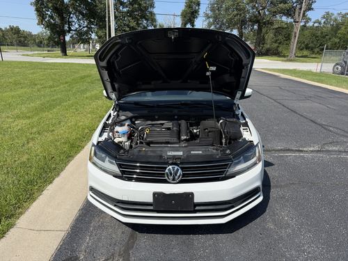 2017 VW Jetta 1.4T S — photo 4