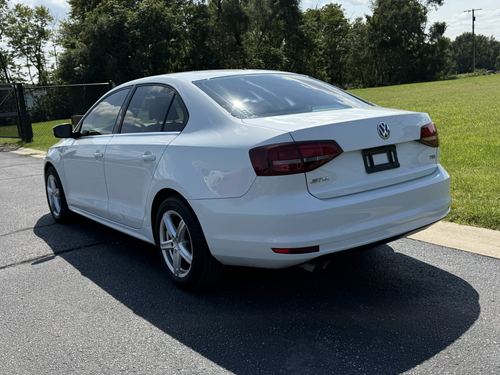 2017 VW Jetta 1.4T S — photo 12