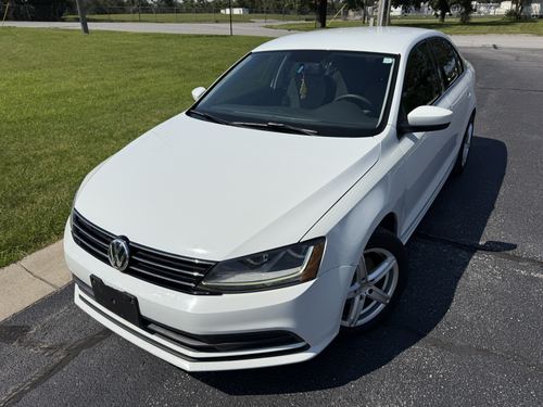 2017 VW Jetta 1.4T S — photo 18