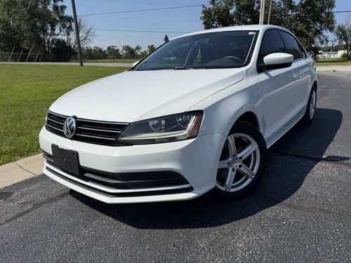 2017 VW Jetta 1.4T S — photo 19