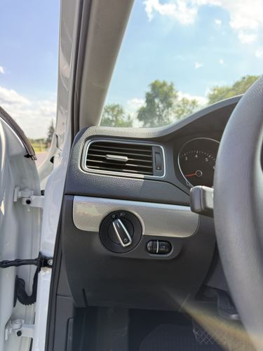 2017 VW Jetta 1.4T S — photo 26