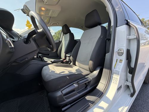2017 VW Jetta 1.4T S — photo 28
