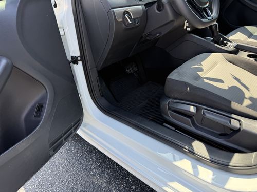 2017 VW Jetta 1.4T S — photo 31
