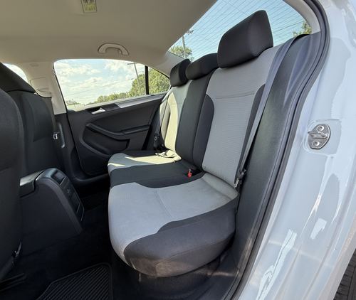 2017 VW Jetta 1.4T S — photo 37