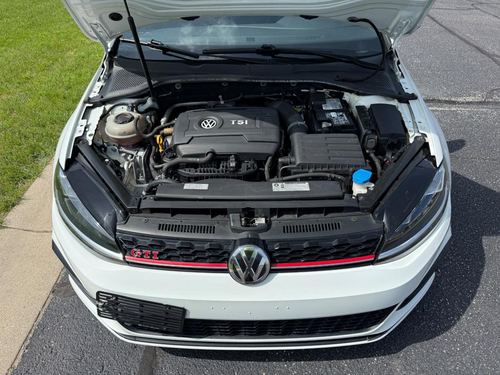 2020 Volkswagen Golf GTI — photo 3