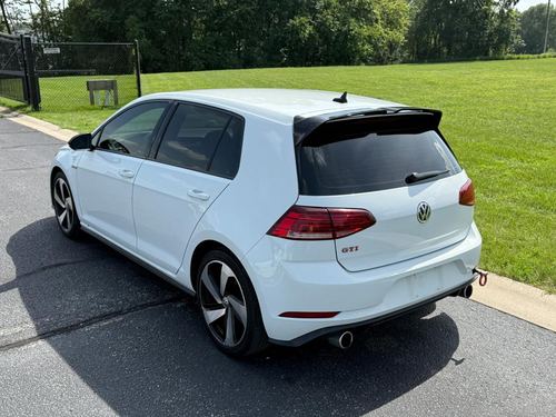 2020 Volkswagen Golf GTI — photo 10