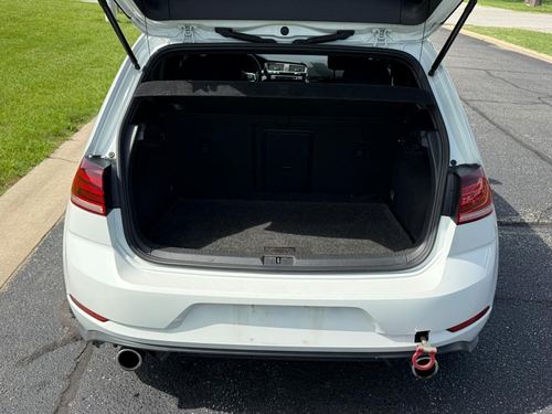 2020 Volkswagen Golf GTI — photo 13