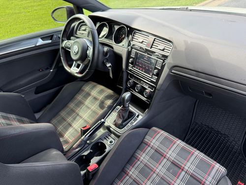 2020 Volkswagen Golf GTI — photo 42