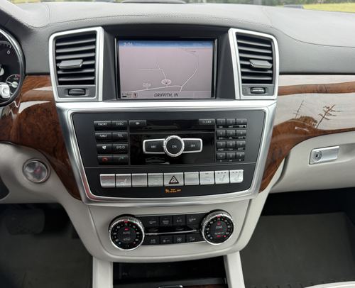 2013 Mercedes Gl550 — photo 23