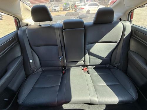 2015 Subaru Legacy — photo 24
