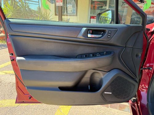 2015 Subaru Legacy — photo 25
