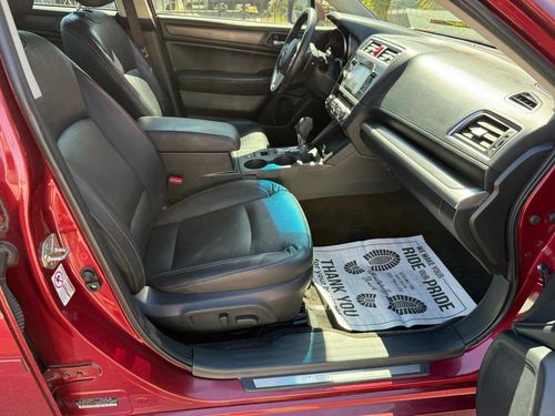 2015 Subaru Legacy — photo 16