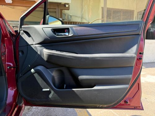 2015 Subaru Legacy — photo 27