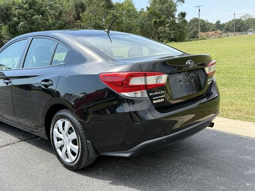 2017 Subaru Impreza — photo 12