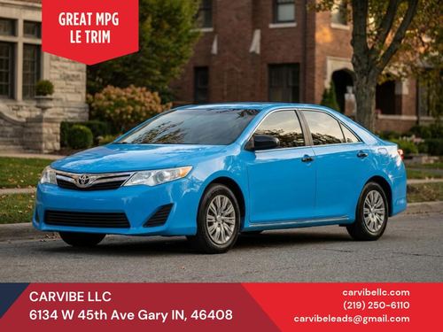 2014 Toyota Camry LE — photo 3