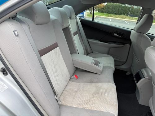 2014 Toyota Camry LE — photo 26
