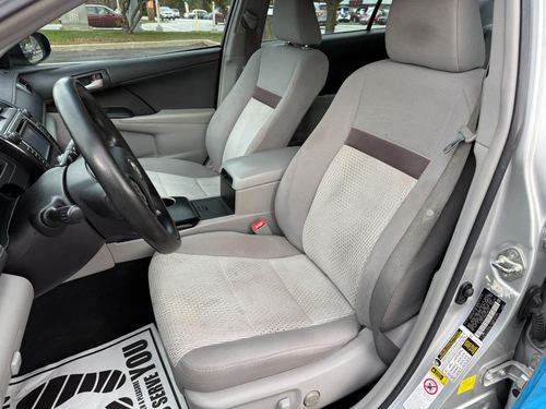 2014 Toyota Camry LE — photo 20