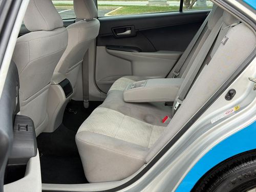 2014 Toyota Camry LE — photo 27