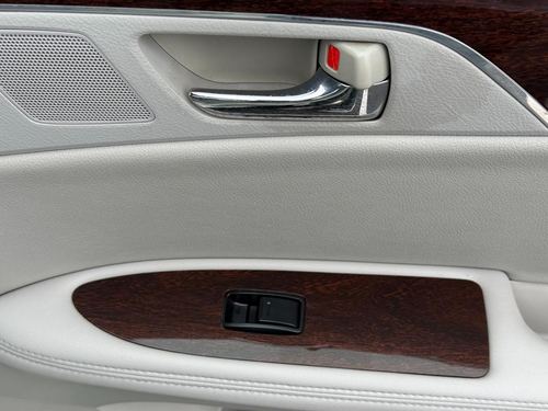 2008 Toyota Avalon — photo 31