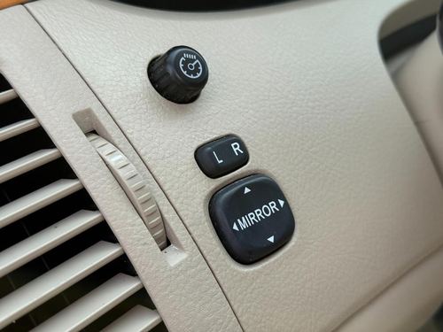2007 Toyota Avalon — photo 25