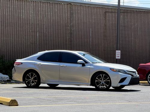 2020 TOYOTA CAMRY — photo 10