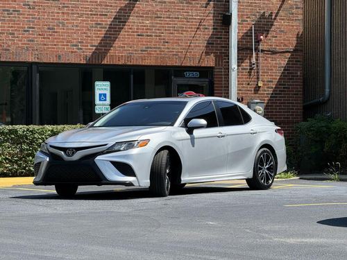 2020 TOYOTA CAMRY — photo 12