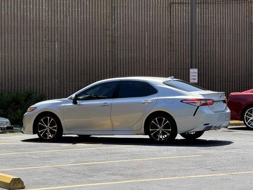 2020 TOYOTA CAMRY — photo 17