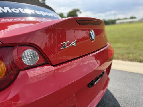 2004 BMW Z4 — photo 21
