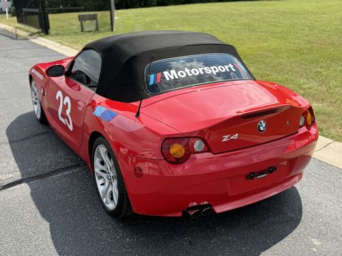 2004 BMW Z4 — photo 22