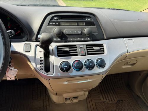 2010 Honda Odyssey — photo 17