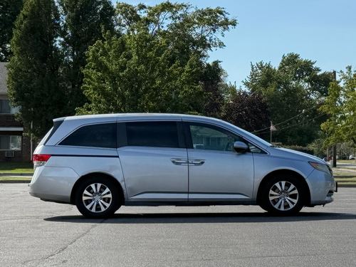 2014 Honda Odyssey EX-L — photo 10