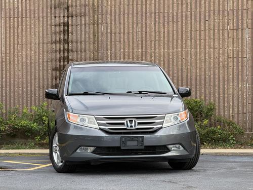 2013 Honda Odyssey — photo 3
