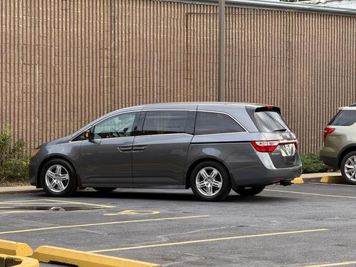 2013 Honda Odyssey — photo 12