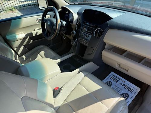 2015 Honda Pilot — photo 24