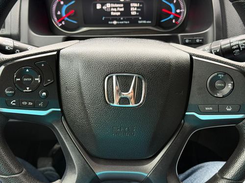 2019 Honda Pilot LX — photo 18