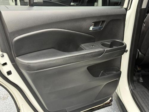 2019 Honda Pilot LX — photo 21