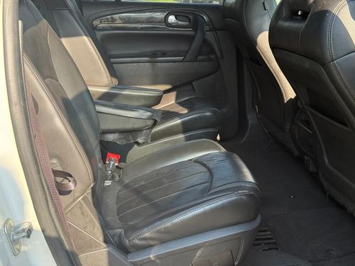 2015 Buick Enclave — photo 16