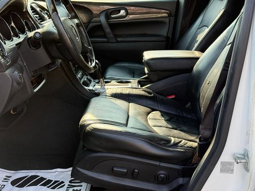2015 Buick Enclave — photo 32