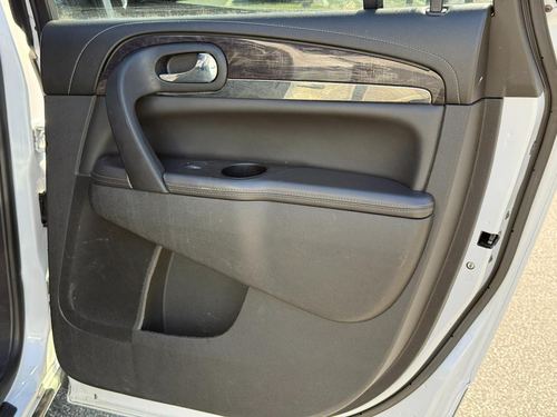 2016 Buick Enclave — photo 27