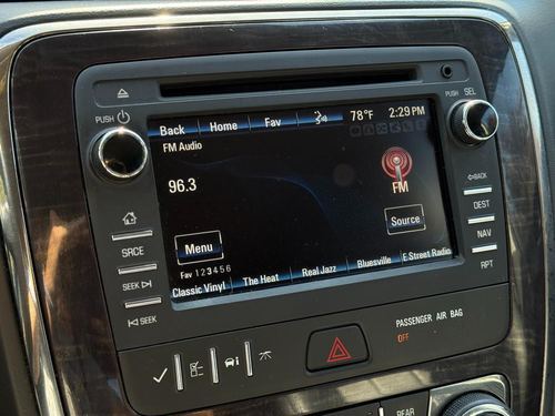 2016 Buick Enclave — photo 32