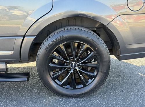 2015 Lincoln Navigator — photo 10