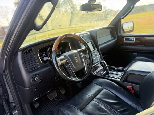 2015 Lincoln Navigator — photo 14
