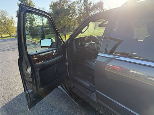 2015 Lincoln Navigator — photo 28