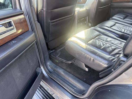 2015 Lincoln Navigator — photo 36