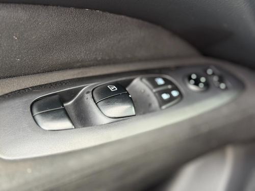 2016 Nissan Pathfinder — photo 35