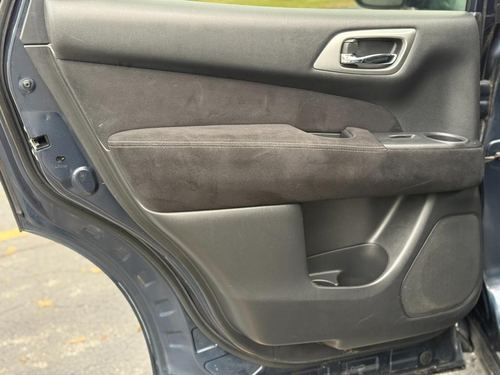 2016 Nissan Pathfinder — photo 37