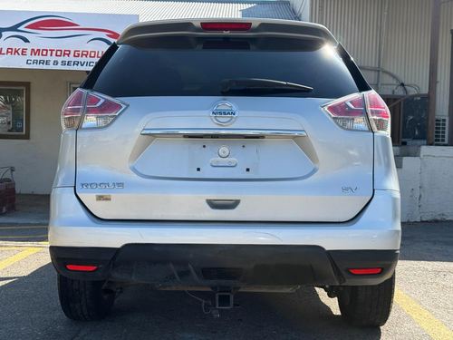 2016 Nissan Rogue SV — photo 9